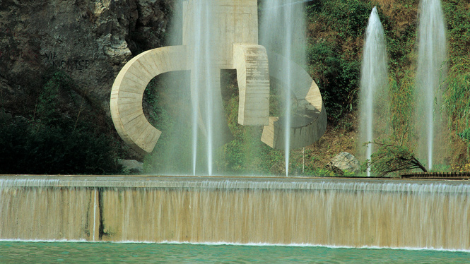 Elogi de l'aigua, Eduardo Chillida