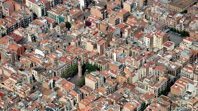 Squares in Gràcia